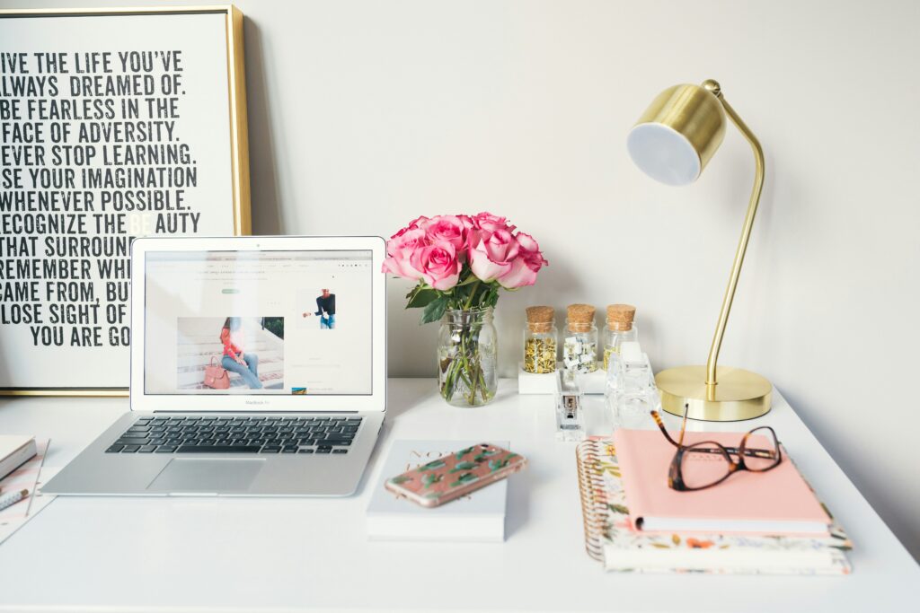 best AI tools for bloggers 2026